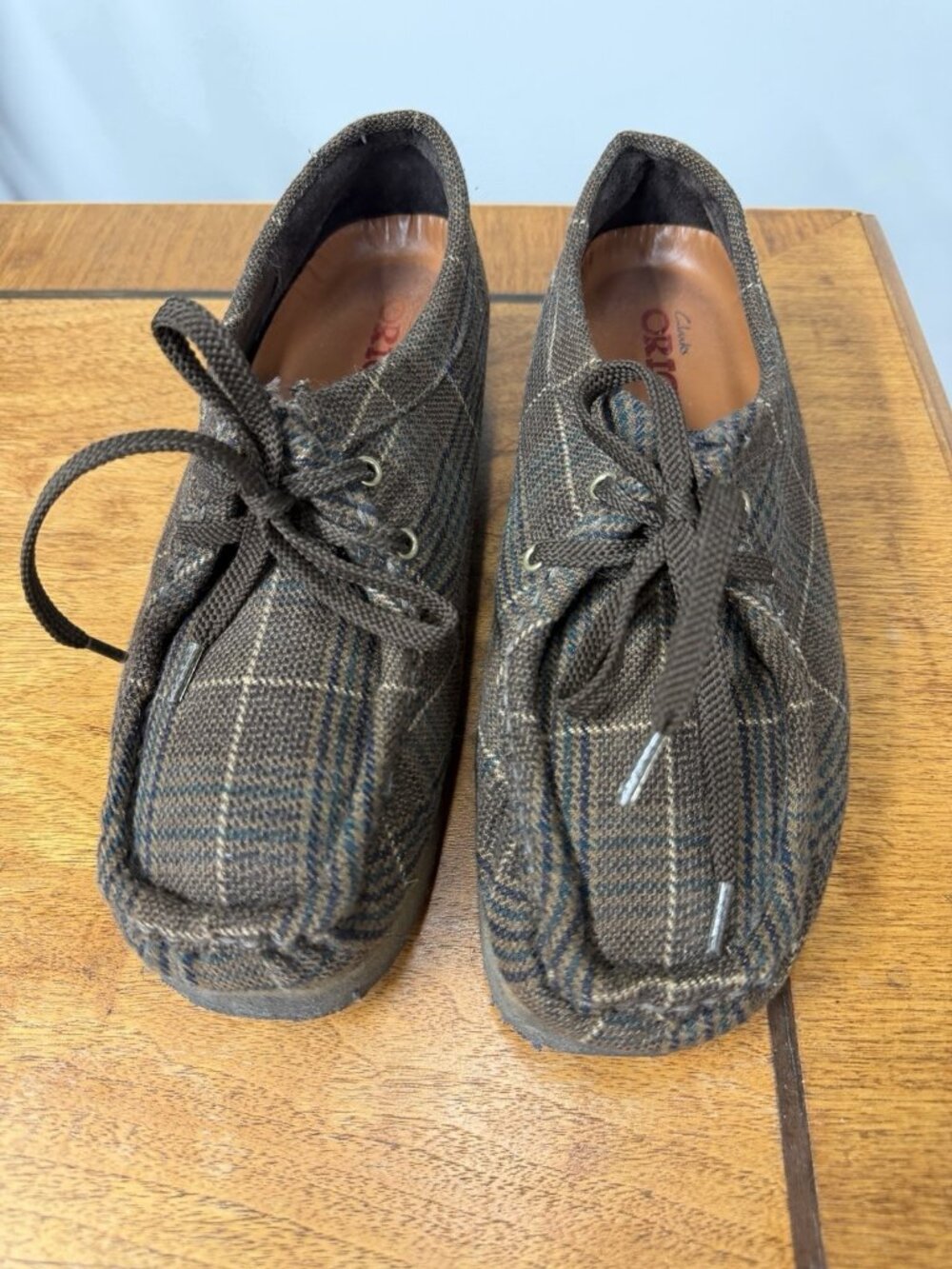 Clarks Wallabees Women’s 8.5 Brown Plaid Loafers Shoes Crepe‎ Soles Comfort Tie